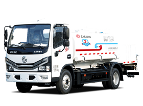 東風(fēng)股份D6灑水車 5方(燃油車)